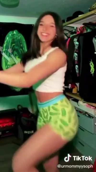 sophgarax - Video #3727