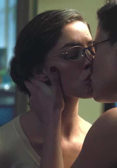 Olivia Thirlby (White Orchid - 2018) (with Rachael Taylor)
