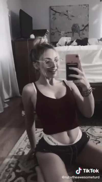 tiktokthots - Video #8978