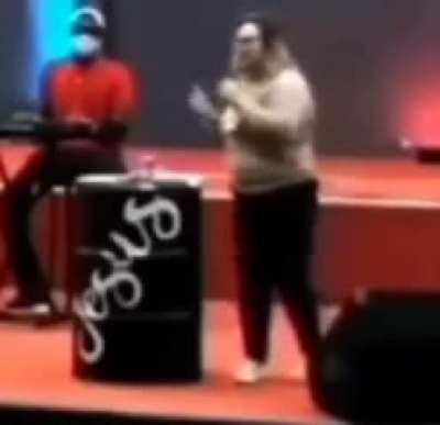 Gl&oacute;ria a deus!
