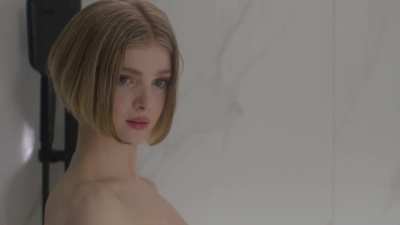 Elena Kampouris