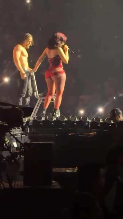 😍😍🥰😘
