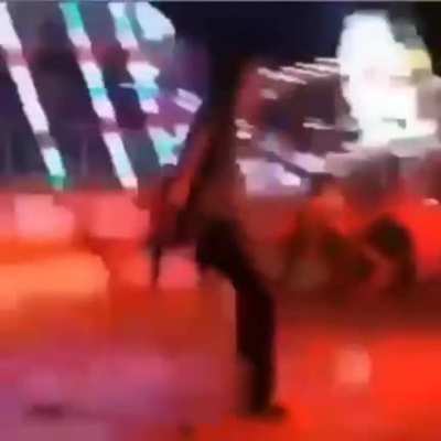 no tengo nada mas que decir aparte de que es un capo