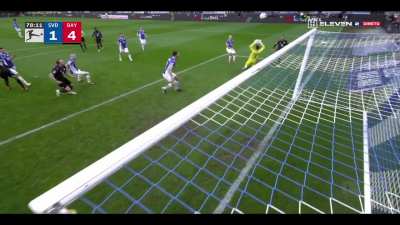 Harry Kane goes off injured after running into the post (We face Bayern April 9th)
