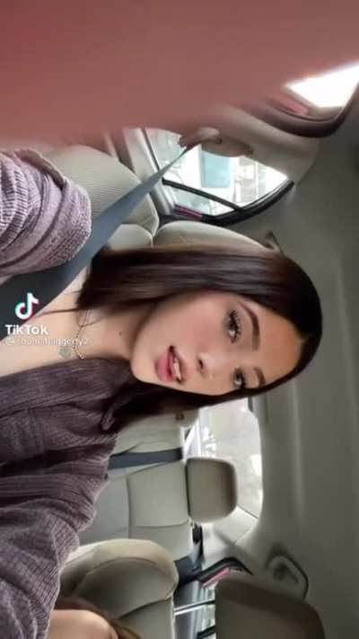 👅🤤