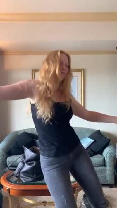 Dancing in Japan