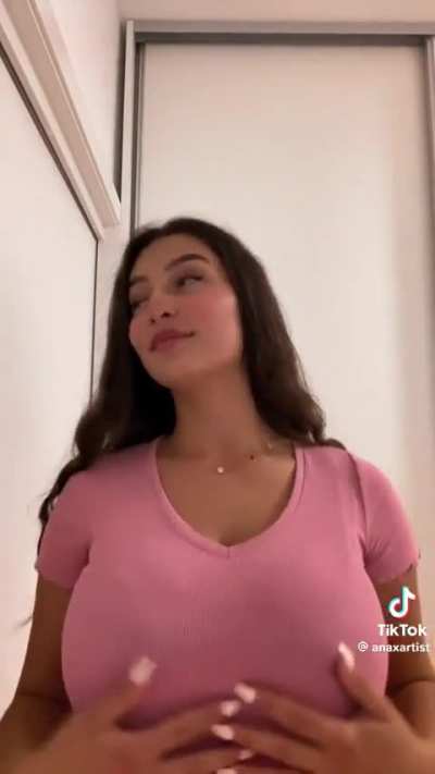 @anaxartist