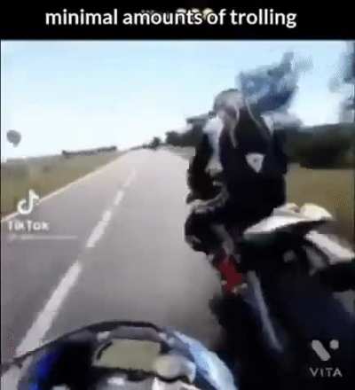 (Presumably) ride 4 footage captioned &ldquo;minimal amounts of trolling&rdquo;