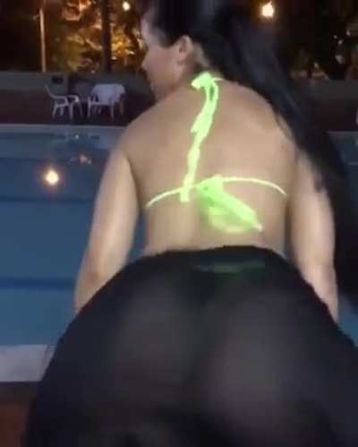 🤯