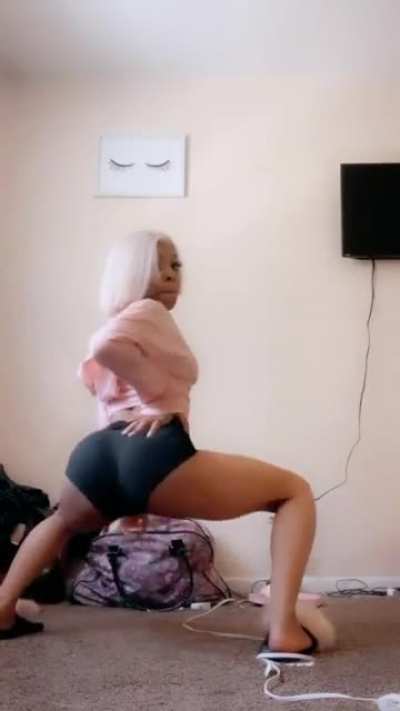 I know one of y&rsquo;all got more of her content