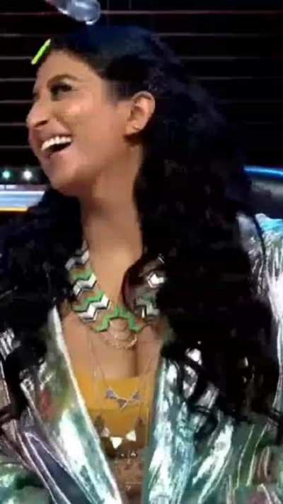 That cleavage and laugh of Raja Kumari🤤