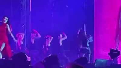 221119 BLACKPINK WORLD TOUR [BORN PINK] LOS ANGELES Day 1 | Jisoo &amp;amp; Camila Cabello - &lsquo;Liar&rsquo;
