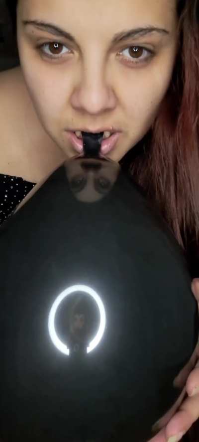 BLACK BALLOON