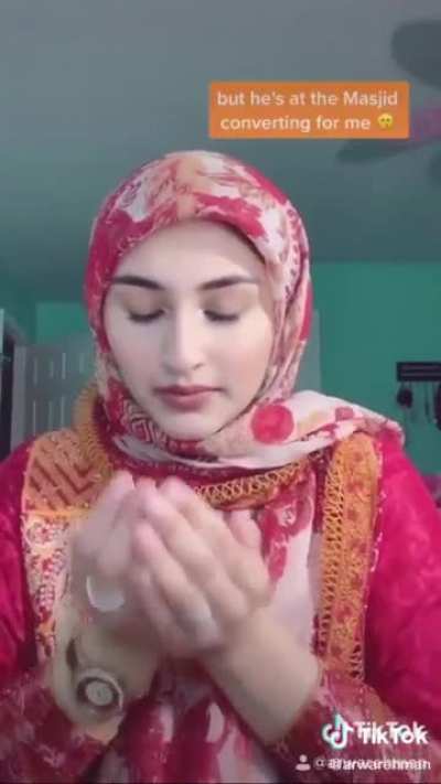 This Muslim is woman flexing about how she is getting Sikh men to convert to islam while &ldquo;you&rsquo;re trying to impress his mother in the gurdwara&rdquo;. This disgusting behaviour is for all to open your eyes to some people&rsquo;s true nature.