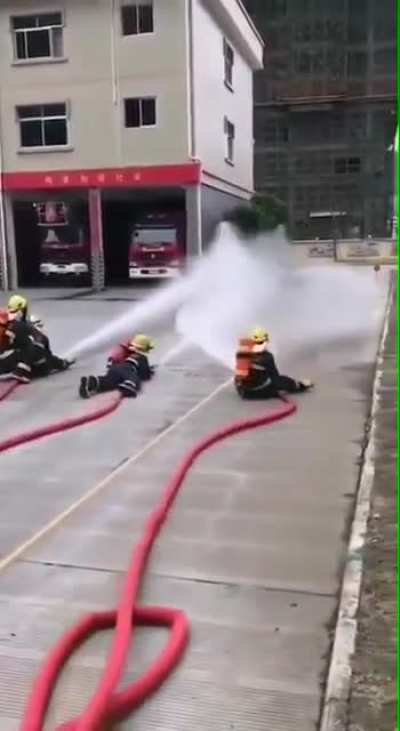 WCGW having kids play with water