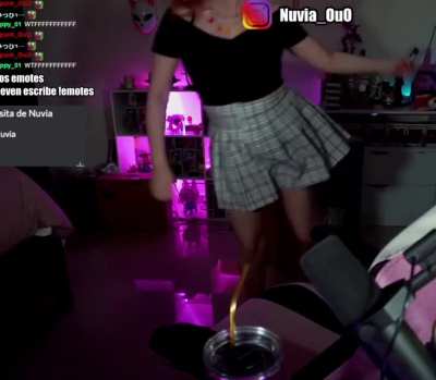 nuvia_ouo - Video #0910