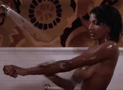 Pam Grier "Friday Foster" 1975