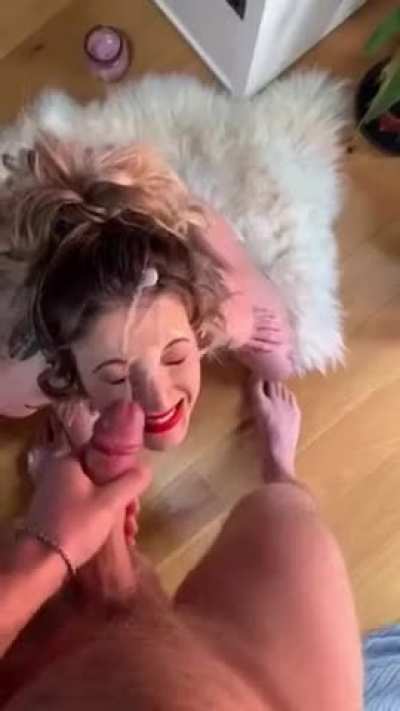 Amateur Hot Blonde Cum on Face Cumshot Facial