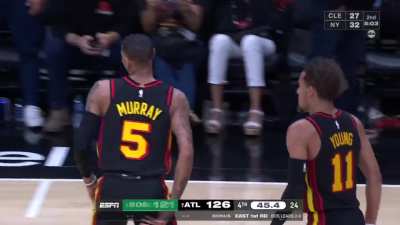 [Highlight] Young makes it a 5 point lead with the floater
