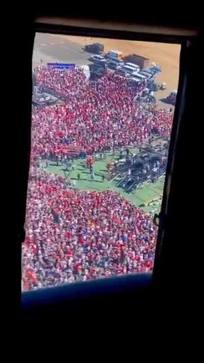 This enormous Trump rally means nothing. VOTE!!!