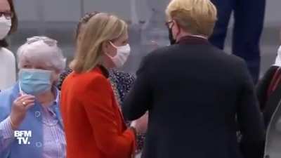 French Vice Minister Agn&egrave;s Pannier-Runacher panics when she realizes she left her mask in the car.