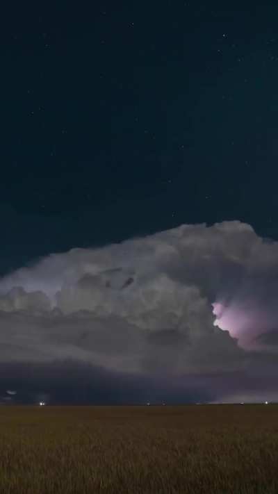 Time laps of a thunderstorm.