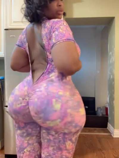 Can you believe there&rsquo;s men out there that say they wouldn&rsquo;t smash cuz it&rsquo;s a bbl? Freaking dummies 😂