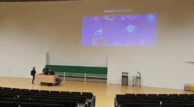 Our lecture was spontaneously held online but we already were in the lecture hall. We hooked up my pc and watched it. Afterwards I took the chance...