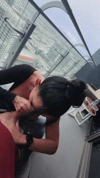 Traveling hotwife for 2 years now, sucking off reddit members so far in Orlando , Las Vegas , San Diego and Mexico .