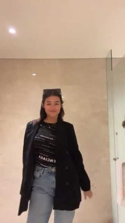 Liza Soberano
