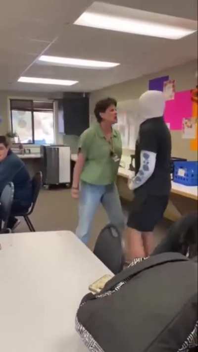 Student and teacher fight