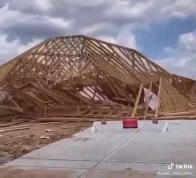 &ldquo;Hey, we missed a nail you think it was important?&rdquo;