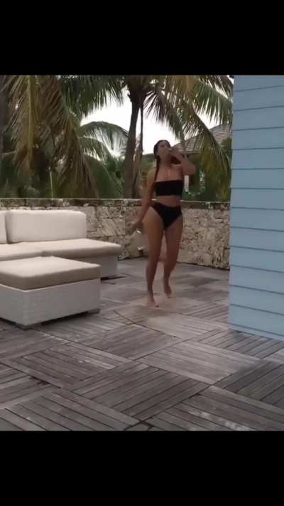 Damn Kim Kardashian