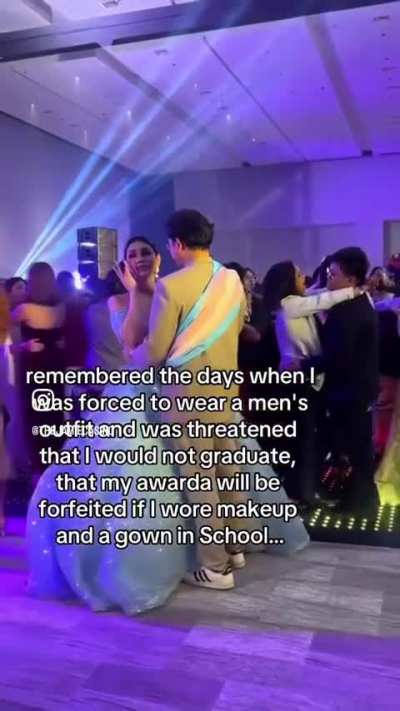 Attending my First Prom&hellip; AS A TRANS WOMAN