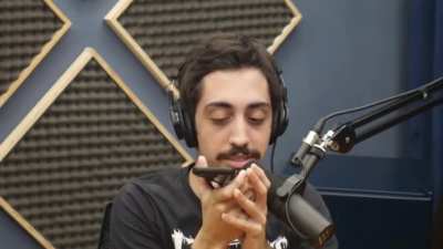 Ae, sou novo aqui, migrei daquela merda chamada " ClubeDoSaas ", tava cheio de tik toker e furry naquela merda. prometo postar s&oacute; os meme grosso, come&ccedil;ando por esse.