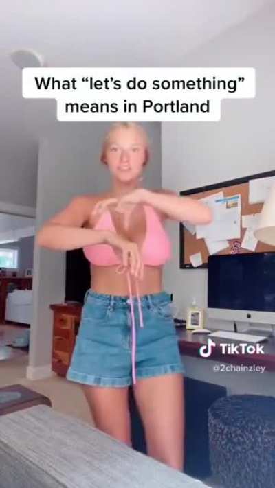 Pink bikini 2/2