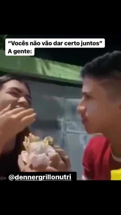 Voc&ecirc; n&atilde;o se alimenta em casa n&atilde;o?? 🤣🤣🤣