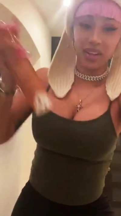 Cardi whipped shots