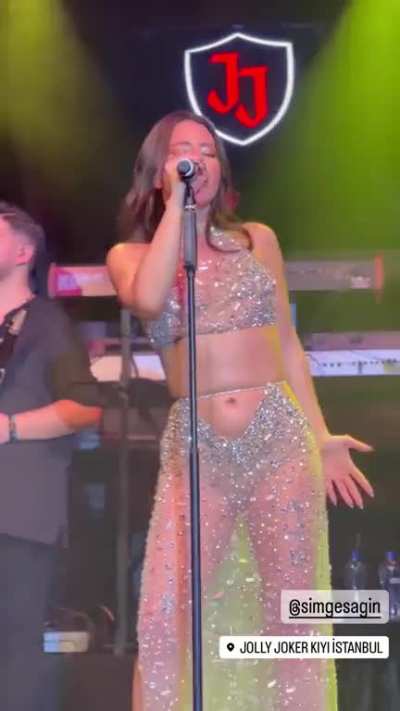 Simge Sağın