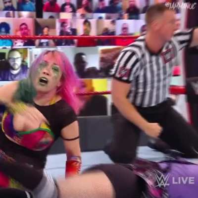 Alexa Bliss Newest Ass Jiggle 🍑🤤