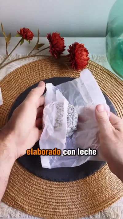 est&aacute;is de acuerdo? es este el mejor queso espa&ntilde;ol??? yo ni siquiera lo conoc&iacute;a 🥲