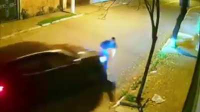 Brilliant robbery tactic