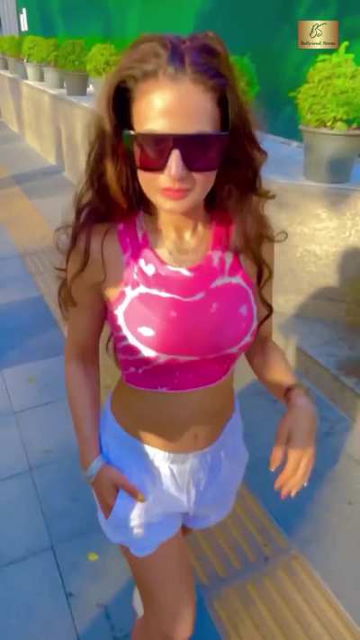 Ameesha 