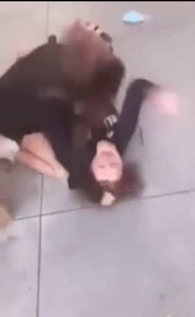 Girl gets her face pounded in🫢