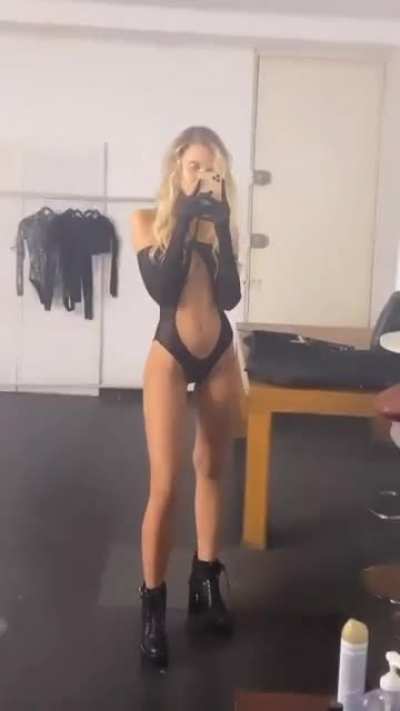 So Sexy in Lingerie