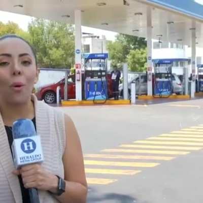 Breaking news. Gaas raising prices ⛽🍑