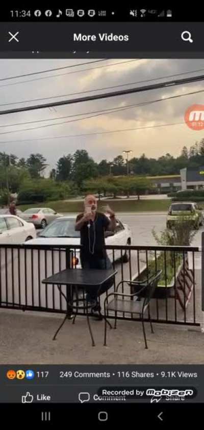 GrubHub Driver refuses to put on a mask to pick up an order. Freaks out when Restaurant refuses to give him the order.