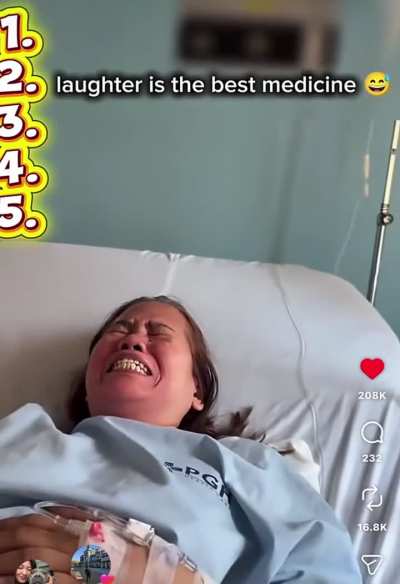Only bffs will do that [pranks]