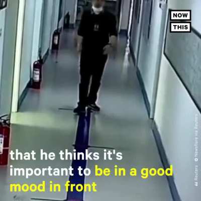 Tired teacher puts on &ldquo;Happy Face&rdquo; before class