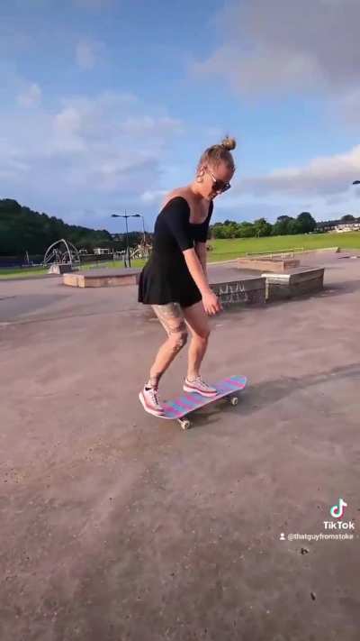 Skater girl showing off 